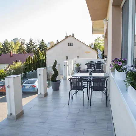 Balkonett Vendeghaz Apartment Balatonfured