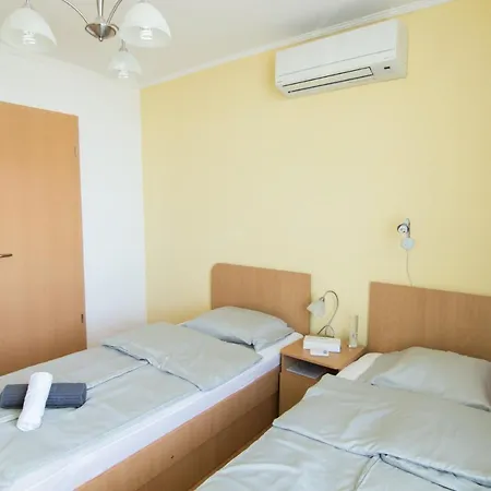 Balkonett Vendeghaz 아파트 블로톤퓌레드