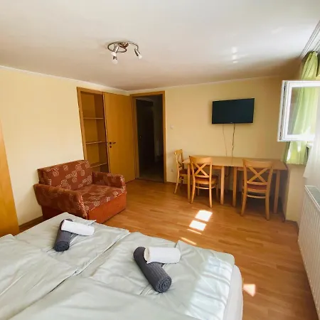 Balkonett Vendeghaz Balatonfured